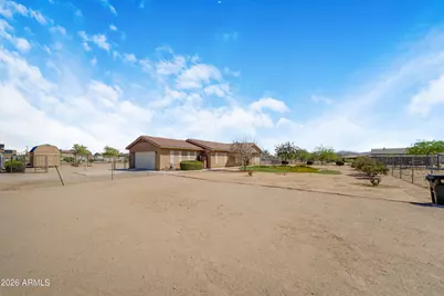 13105 S 209th Lane, Buckeye, AZ 85326 - Photo 6