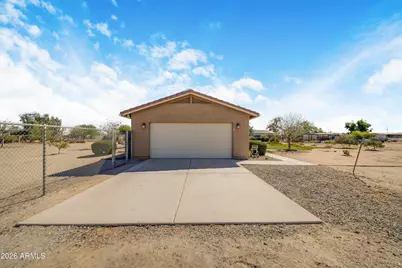 13105 S 209th Lane, Buckeye, AZ 85326 - Photo 8