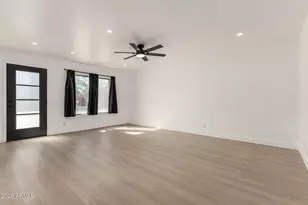 7323 N 16th Pl, Phoenix, AZ 85020 - Photo 12