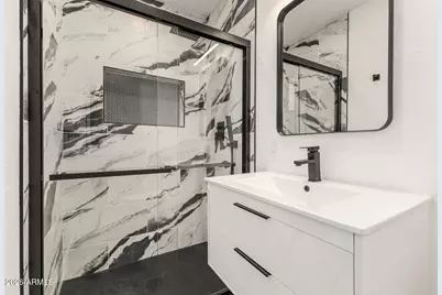 7323 N 16th Place, Phoenix, AZ 85020 - Photo 18