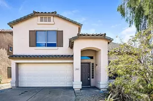 2531 W White Feather Ln, Phoenix, AZ 85085 - Photo 2