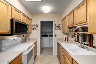 17422 N 102nd Dr, Sun City, AZ 85373 - Photo 12