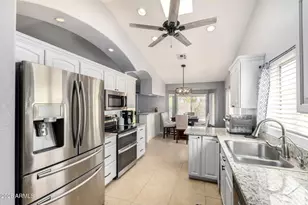 735 S Winthrop Cir, Mesa, AZ 85204 - Photo 8