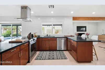 2404 W Pampa Circle W, Mesa, AZ 85202 - Photo 6