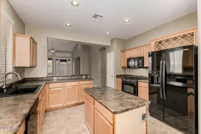 1411 W Armstrong Way, Chandler, AZ 85286 - Photo 6