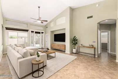 1411 W Armstrong Way, Chandler, AZ 85286 - Photo 2