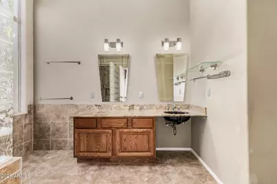 1411 W Armstrong Way, Chandler, AZ 85286 - Photo 12