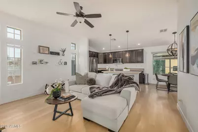 2725 E Mine Creek Road #1101, Phoenix, AZ 85024 - Photo 10