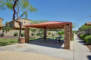 2725 E Mine Creek Rd, Phoenix, AZ 85024 - Photo 38