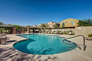 2725 E Mine Creek Rd, Phoenix, AZ 85024 - Photo 34