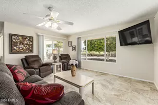 11801 N Coggins Dr, Sun City, AZ 85351 - Photo 18