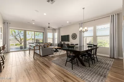 16458 W Gary Way, Goodyear, AZ 85338 - Photo 8