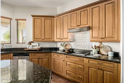 15225 W Frontier Drive, Surprise, AZ 85387 - Photo 14