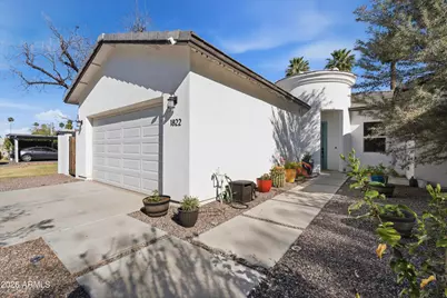 1822 W El Caminito Drive, Phoenix, AZ 85021 - Photo 16