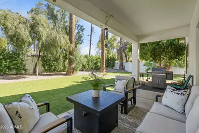 1822 W El Caminito Drive, Phoenix, AZ 85021 - Photo 8