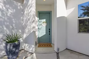 1822 W El Caminito Dr, Phoenix, AZ 85021 - Photo 18