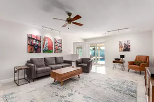 3827 E Larkspur Dr, Phoenix, AZ 85032 - Photo 2