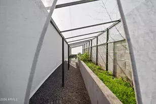 355 E Maryland Ave, Phoenix, AZ 85012 - Photo 38