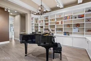 355 E Maryland Ave, Phoenix, AZ 85012 - Photo 8