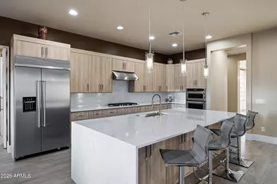 355 E Maryland Avenue, Phoenix, AZ 85012 - Photo 10