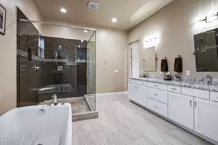 355 E Maryland Ave, Phoenix, AZ 85012 - Photo 22