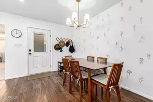 21 S Neely St, Gilbert, AZ 85233 - Photo 8