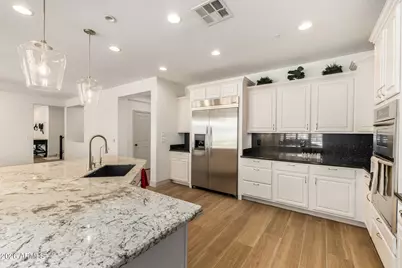 12904 W Chucks Avenue, Peoria, AZ 85383 - Photo 10