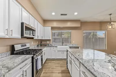 17462 W Yavapai Street, Goodyear, AZ 85338 - Photo 14