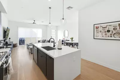 5151 N 13th Place #Unit 5, Phoenix, AZ 85014 - Photo 4