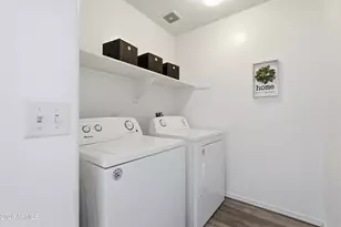 2585 E Harrison Ct, Gilbert, AZ 85295 - Photo 38