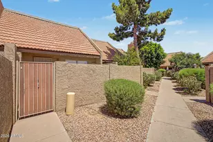 7331 N 44th Ave, Glendale, AZ 85301 - Photo 1