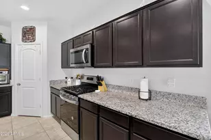 31042 W Earll Dr, Buckeye, AZ 85396 - Photo 6