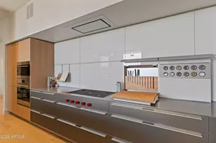 5000 N Camelback Rdg Dr, Scottsdale, AZ 85251 - Photo 14