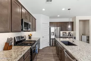 16759 W Canterbury Dr, Surprise, AZ 85388 - Photo 10