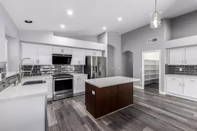 2313 W Straight Arrow Lane, Phoenix, AZ 85085 - Photo 12