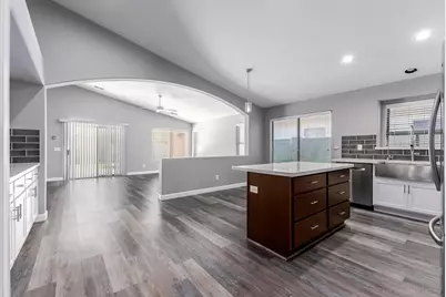 2313 W Straight Arrow Lane, Phoenix, AZ 85085 - Photo 8