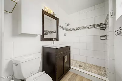 210 E El Camino Drive, Phoenix, AZ 85020 - Photo 20