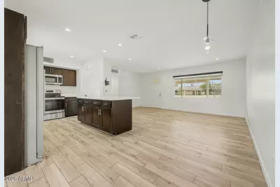 210 E El Camino Drive, Phoenix, AZ 85020 - Photo 12