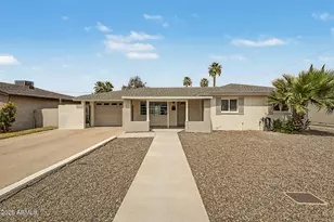 210 E El Camino Dr, Phoenix, AZ 85020 - Photo 1