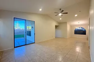 1051 S Honeysuckle Ln, Gilbert, AZ 85296 - Photo 2