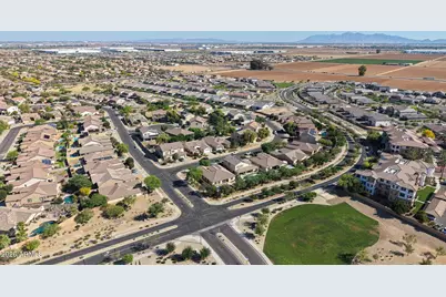 16514 W Mescal Street, Surprise, AZ 85388 - Photo 58