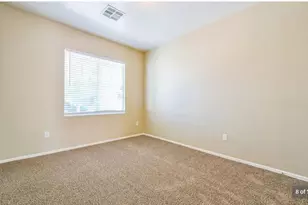 7002 S 40th Ln, Phoenix, AZ 85041 - Photo 8