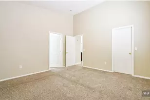 7002 S 40th Ln, Phoenix, AZ 85041 - Photo 6