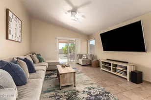 2017 E Aire Libre Ave, Phoenix, AZ 85022 - Photo 6