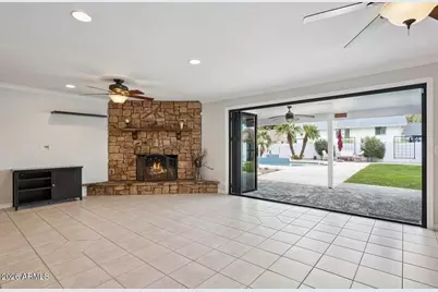 2064 E Kenwood Circle, Mesa, AZ 85213 - Photo 6