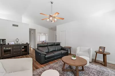 6823 E Grandview Drive, Scottsdale, AZ 85254 - Photo 4