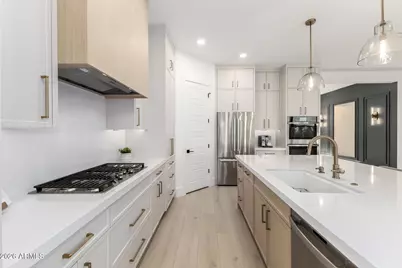 4423 W Park View Lane, Glendale, AZ 85310 - Photo 14