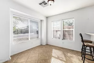 25278 W Parkside Ln S, Buckeye, AZ 85326 - Photo 6