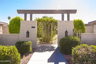 14054 N Palm Ridge Dr W, Sun City, AZ 85351 - Photo 34