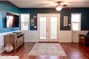 14054 N Palm Ridge Dr W, Sun City, AZ 85351 - Photo 8